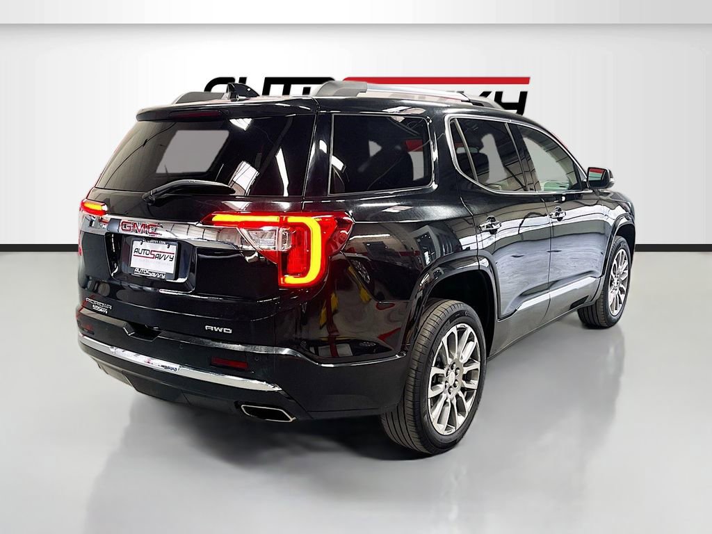 2022 GMC Acadia Denali