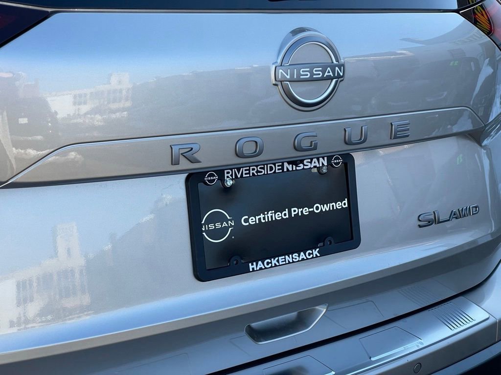 2025 Nissan Rogue SL
