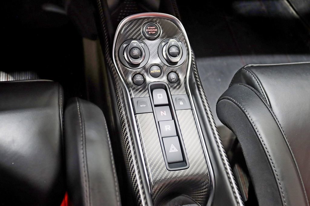 Used 2019 McLaren 600LT photo 28