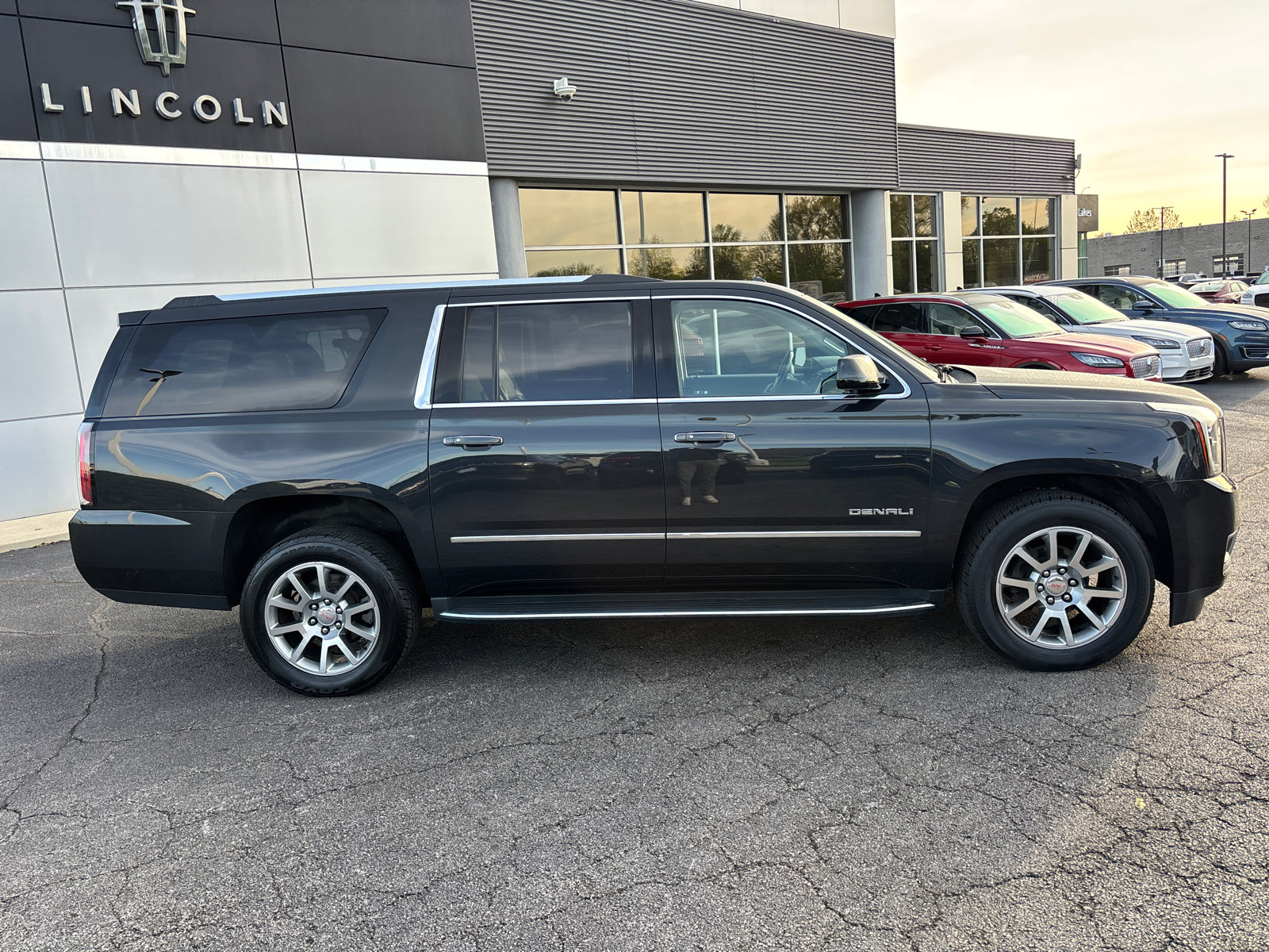 2020 GMC Yukon XL Denali