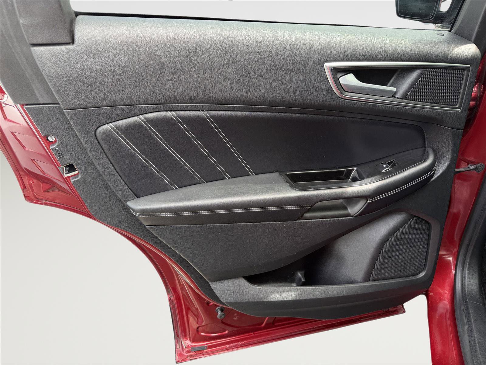 2016 Ford Edge Sport