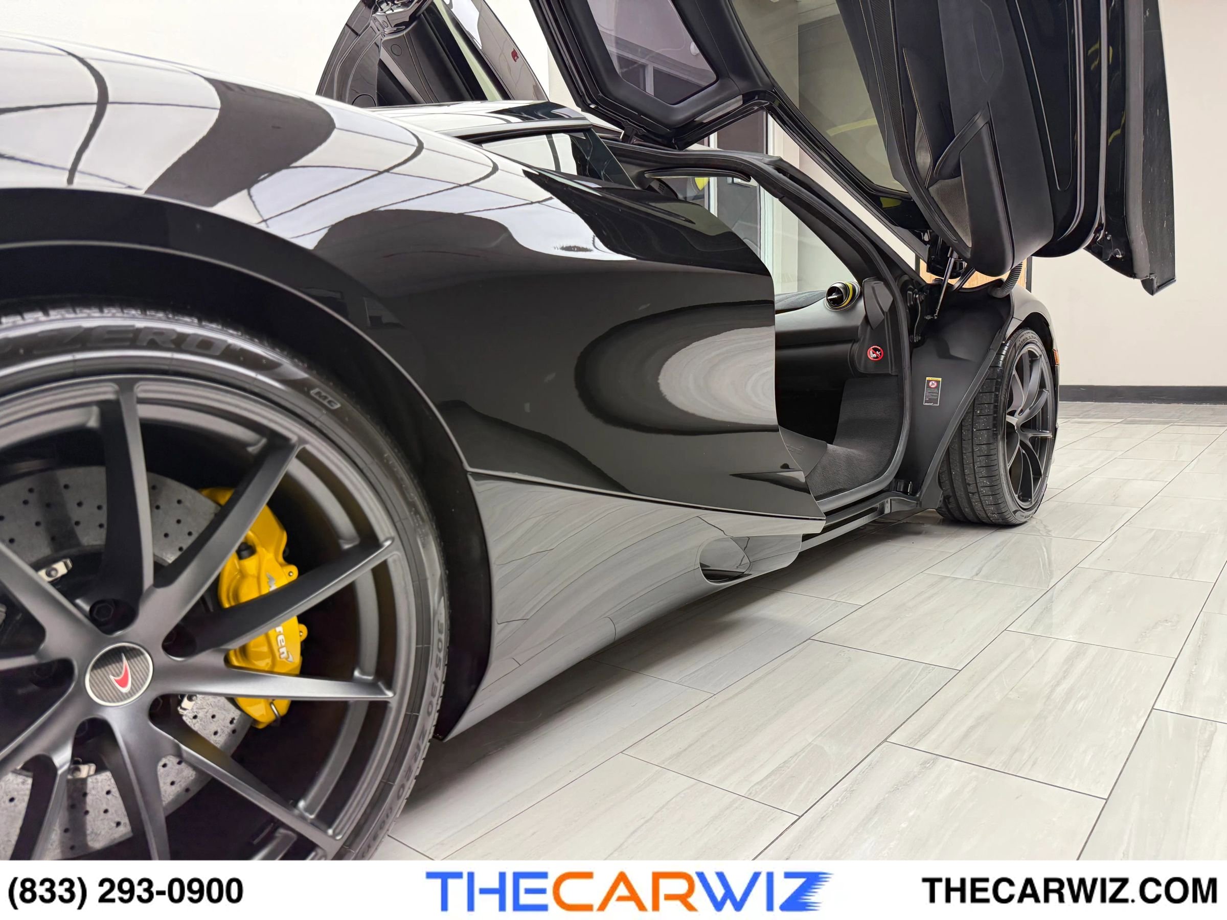 Used 2018 McLaren 720S Performance photo 63