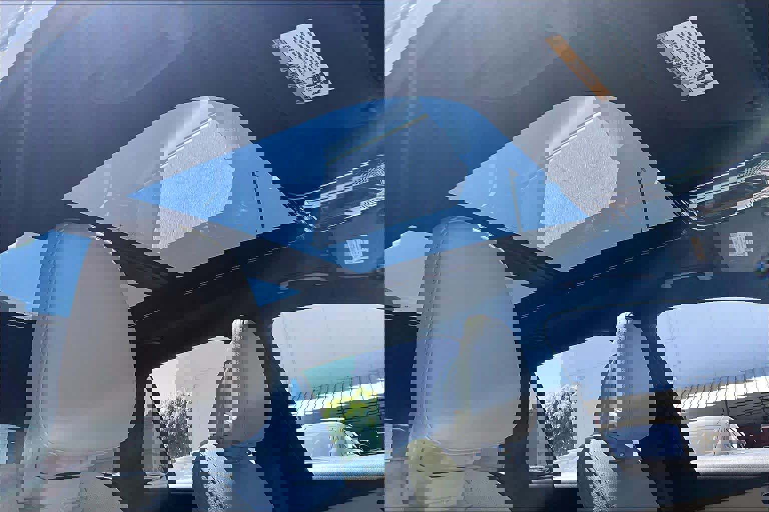 2025 Mercedes-Benz GLC 300