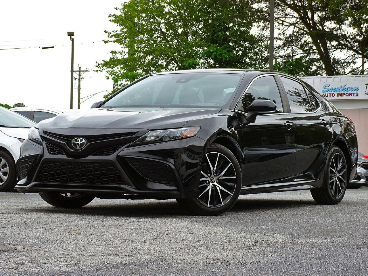 2022 Toyota Camry SE