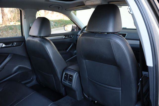 2015 Volkswagen Passat TDI SE