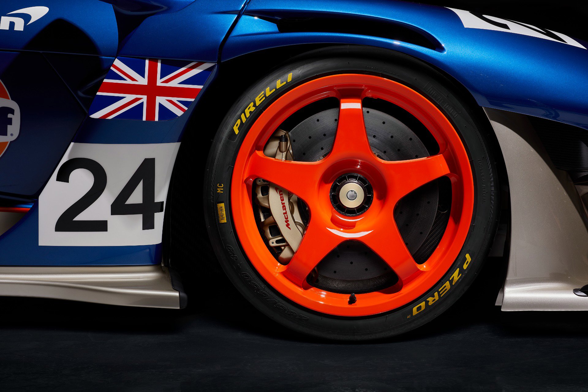 Used 2020 McLaren Senna photo 34