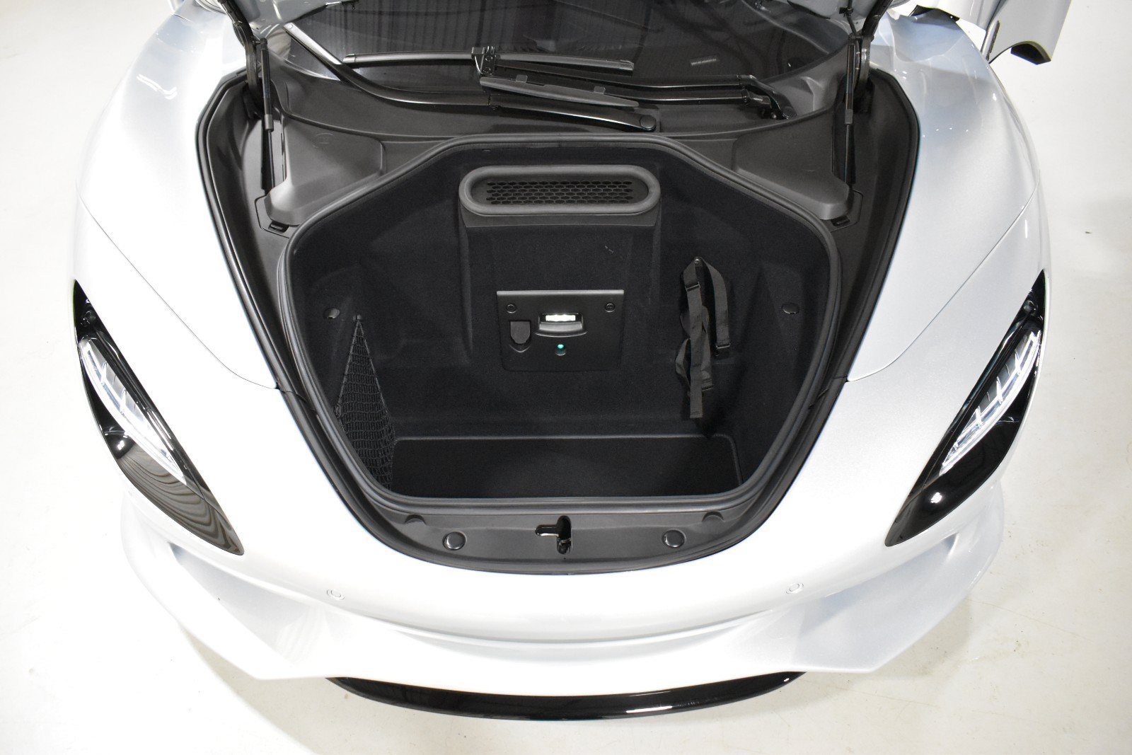Used 2025 McLaren 750S Spider photo 43