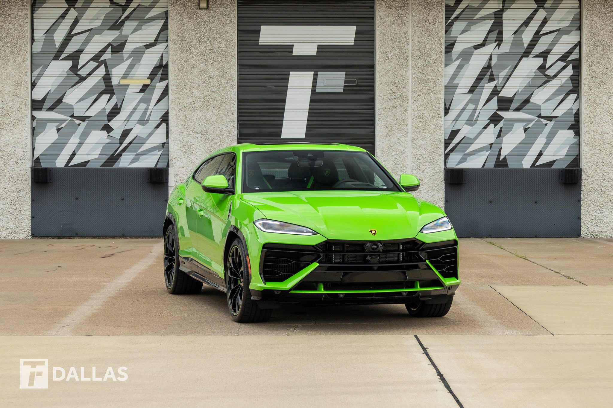 Used 2025 Lamborghini Urus SE