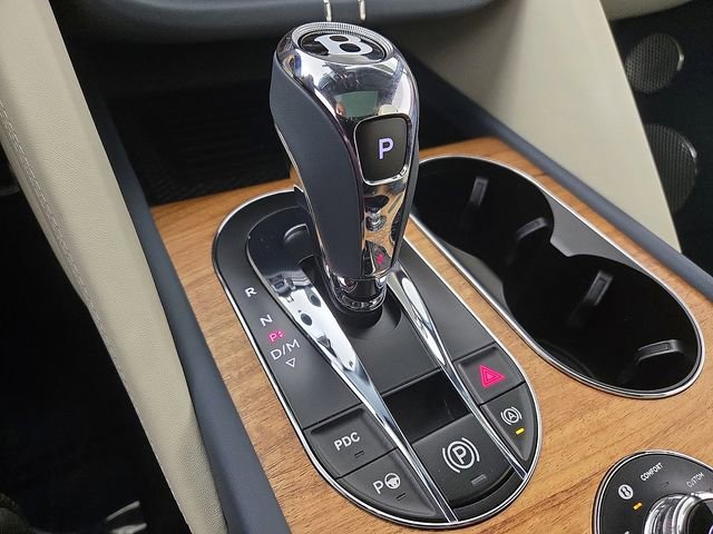 2023 Bentley Bentayga Plug-In Hybrid