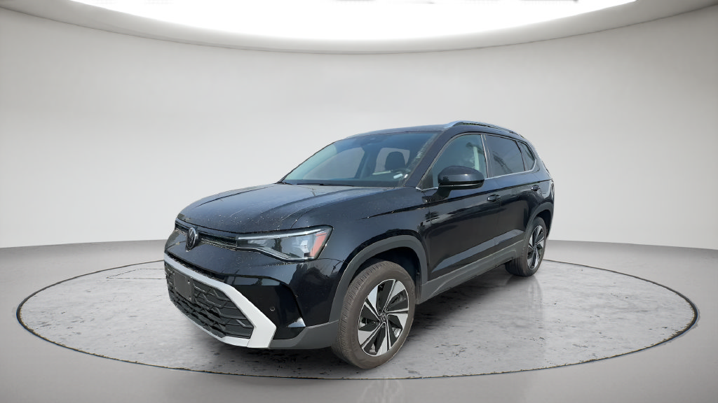 Used 2025 Volkswagen Taos SE