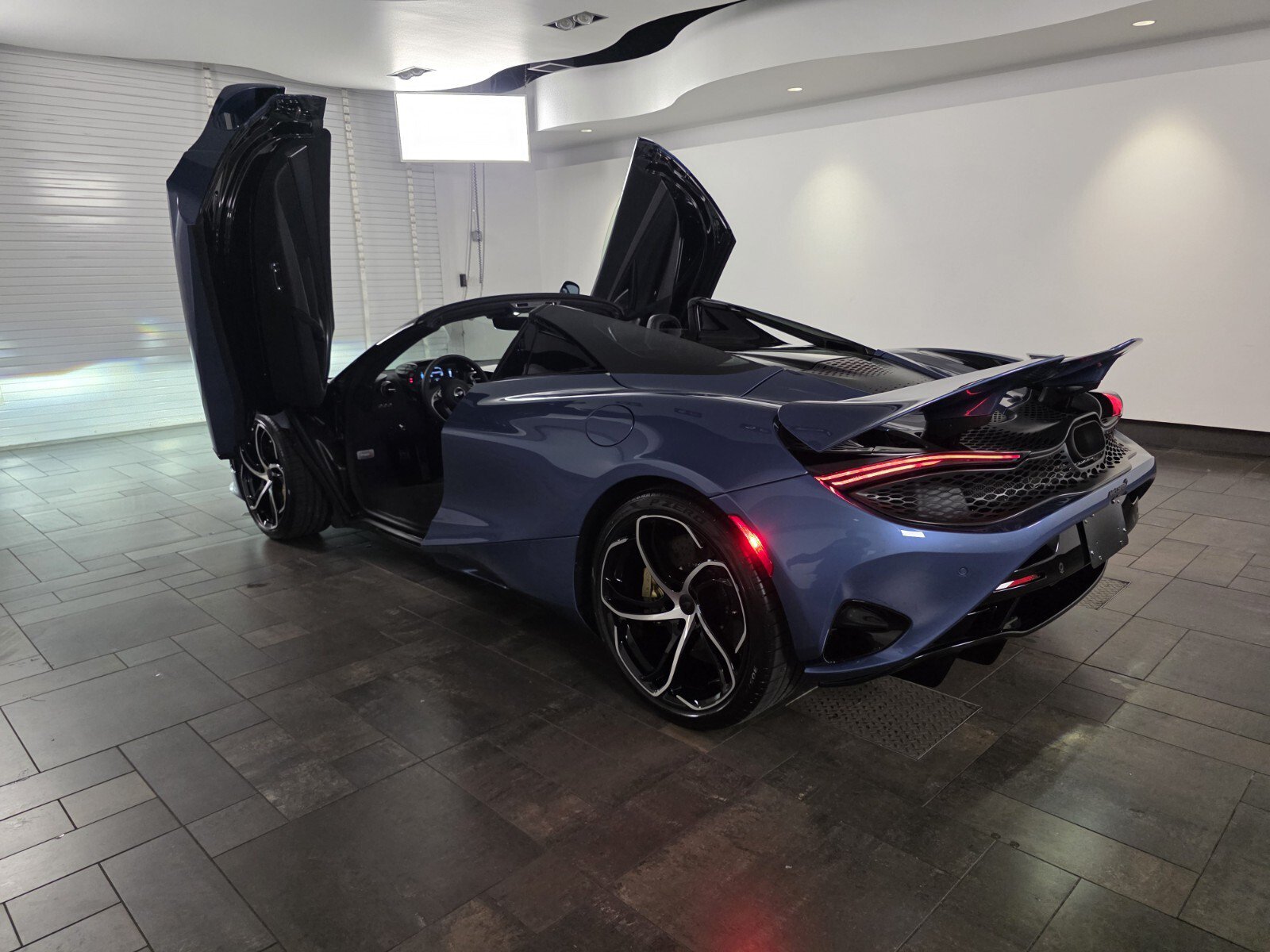 New 2027 McLaren 750S Spider photo 24