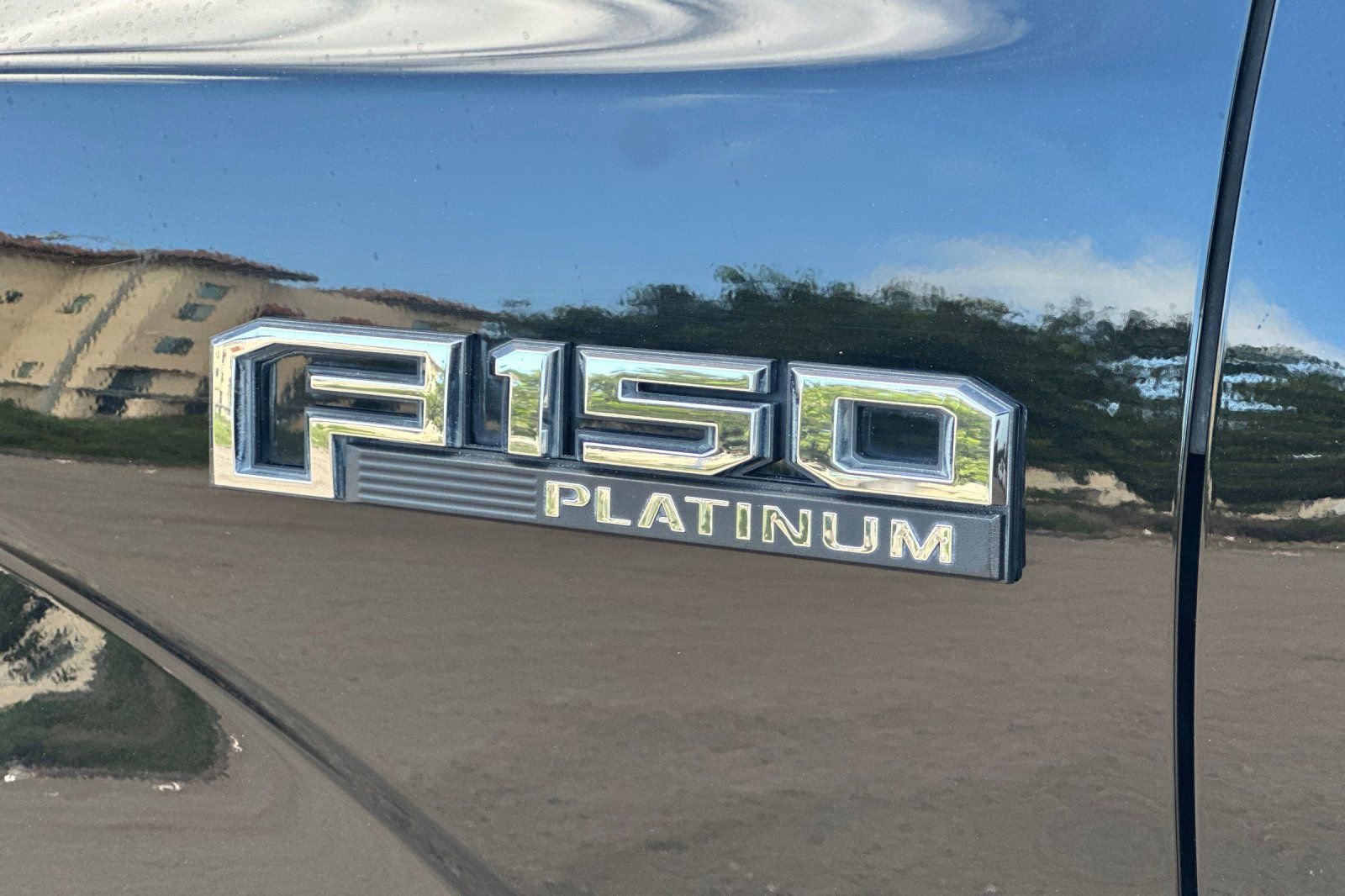 2017 Ford F150 Platinum