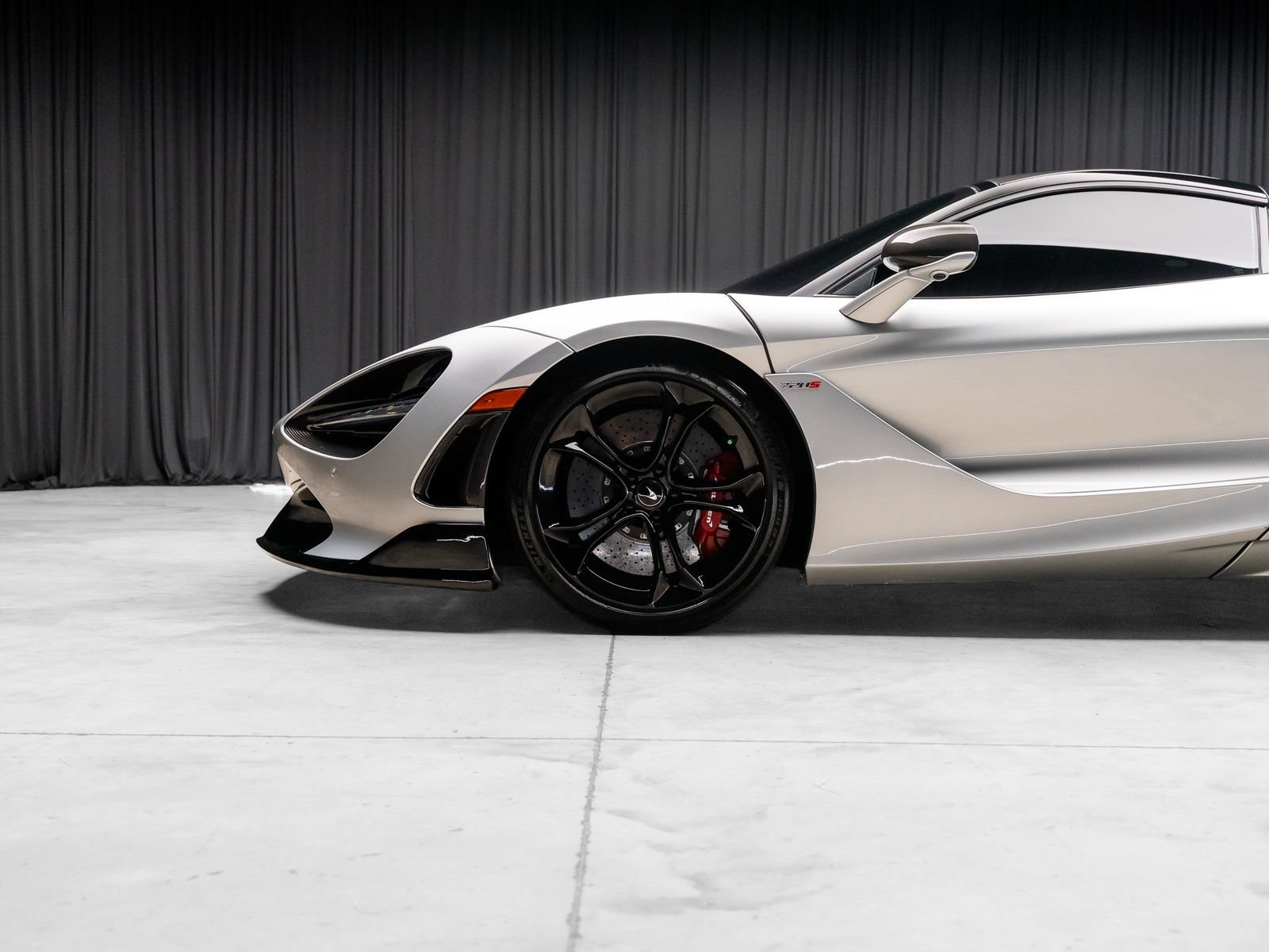 Used 2019 McLaren 720S photo 25