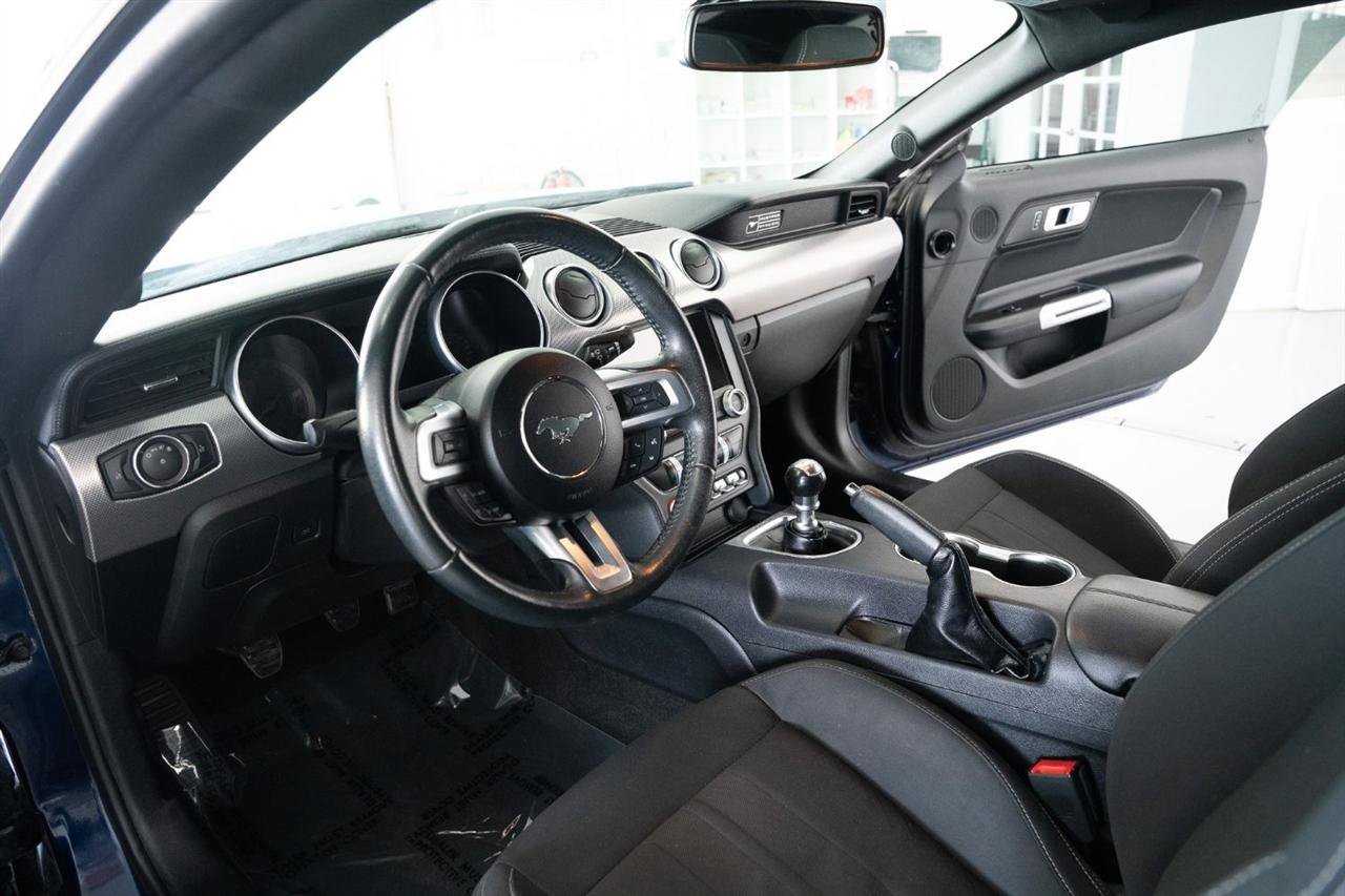 2020 Ford Mustang Coupe