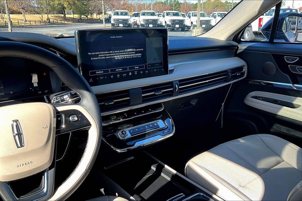 2026 Lincoln Corsair Premiere