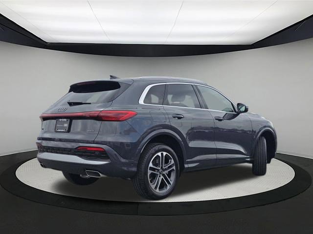 2025 Audi Q5 Premium