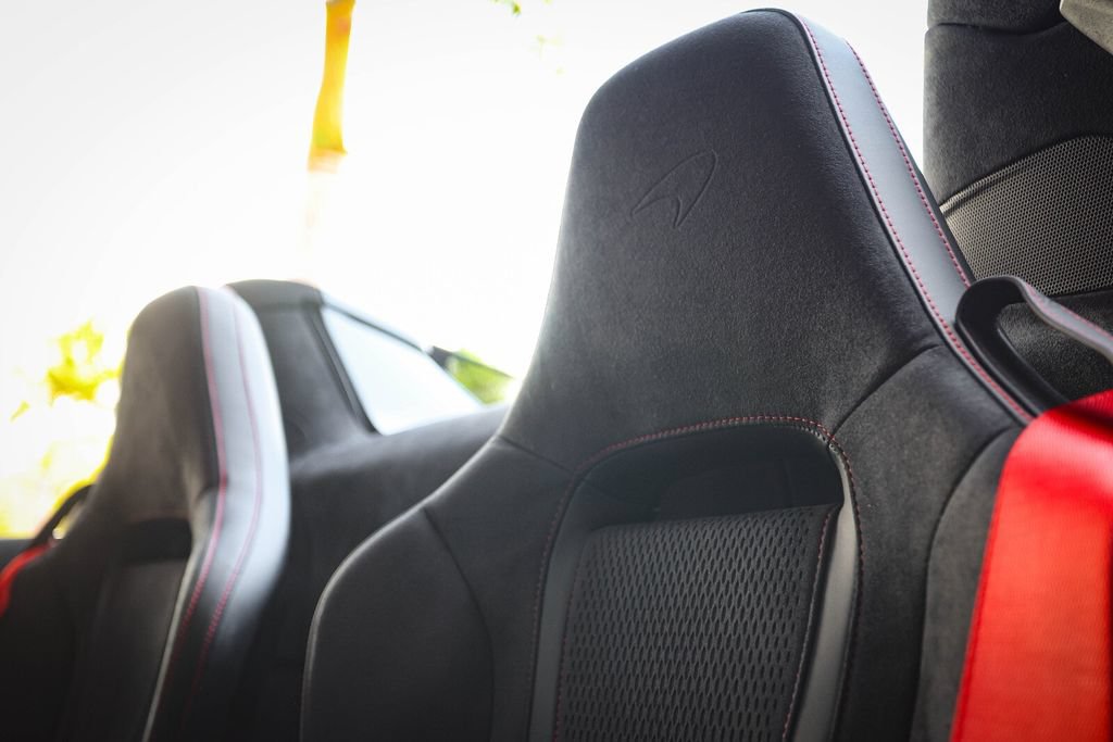 Used 2027 McLaren 750S Spider photo 40