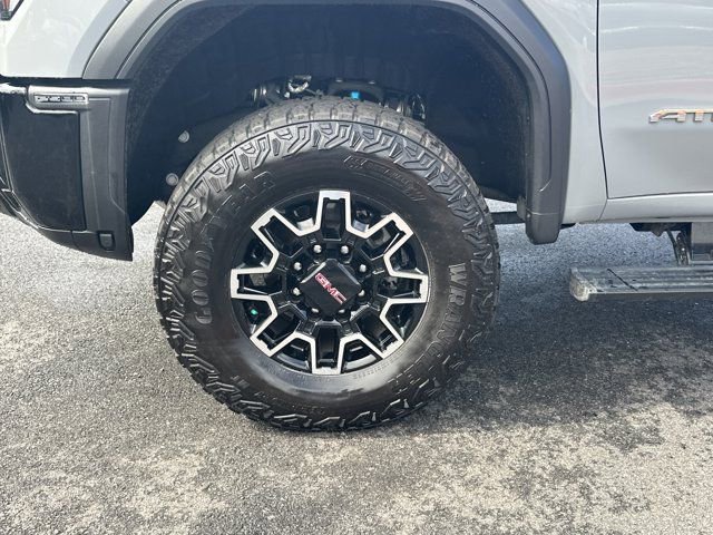 2025 GMC Sierra 2500 AT4X