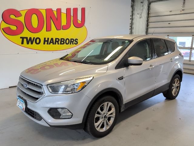 Used 2017 Ford Escape SE w/ SE Cold Weather Package