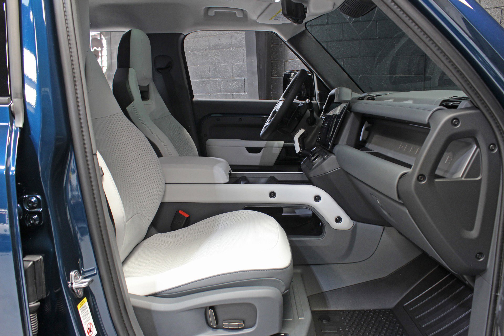 2026 Land Rover Defender 110