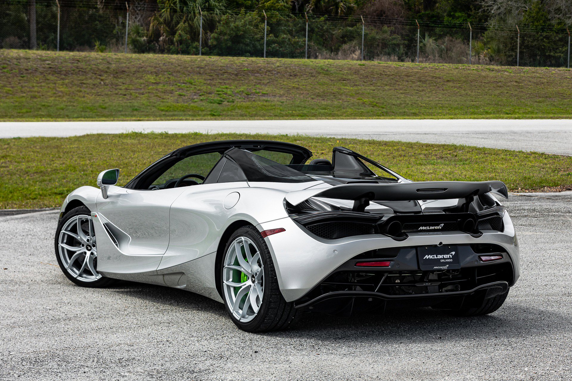 Used 2020 McLaren 720S Luxury photo 20