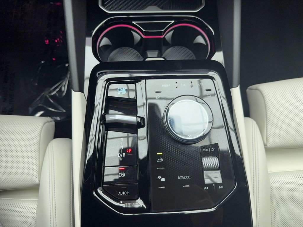 2025 BMW i5 eDrive40i