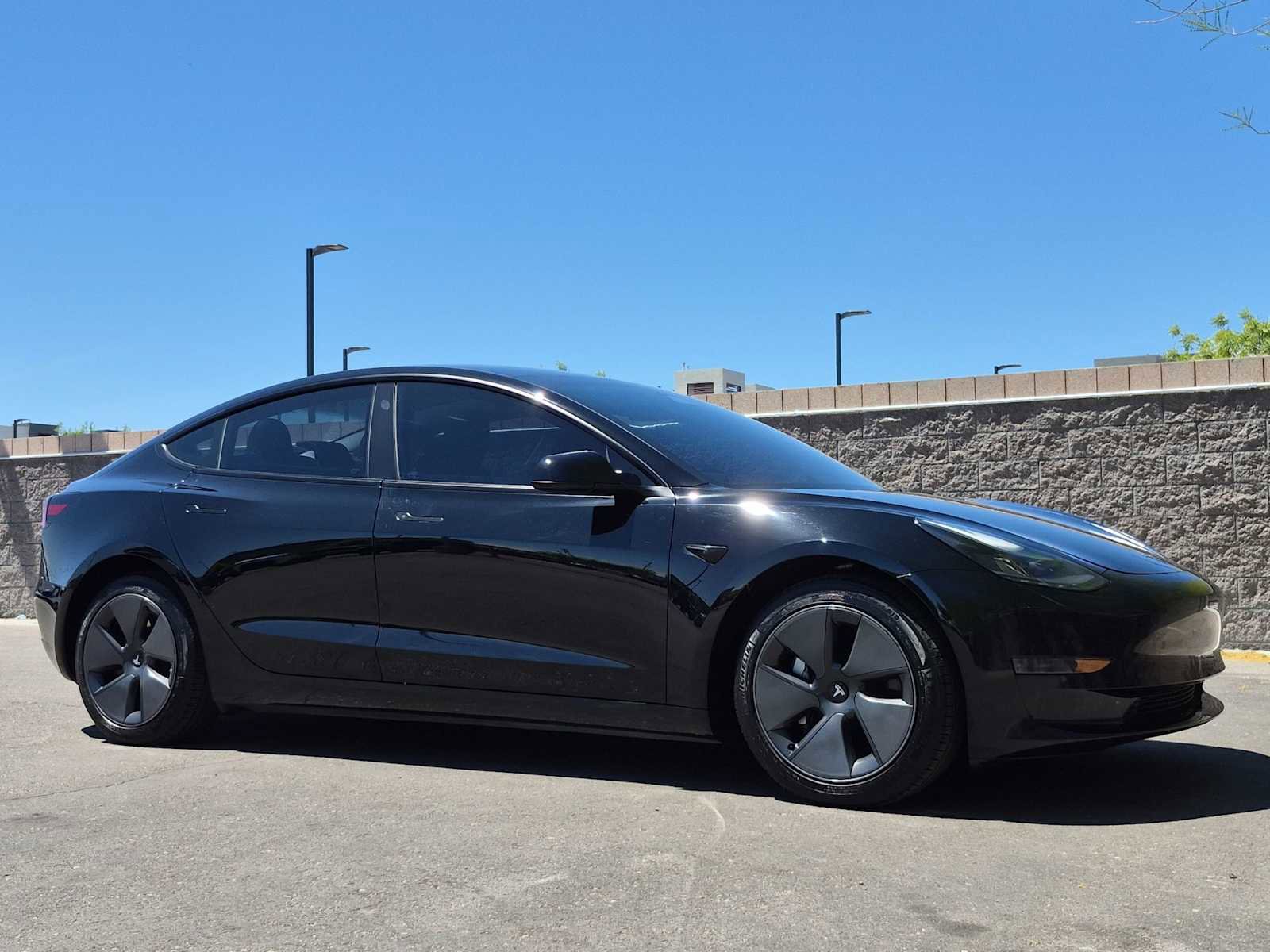 2023 Tesla Model 3 Standard Range