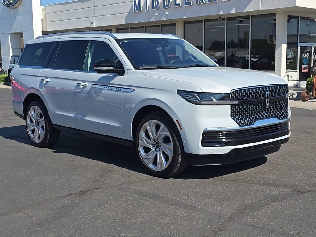 Used 2025 Lincoln Navigator Reserve