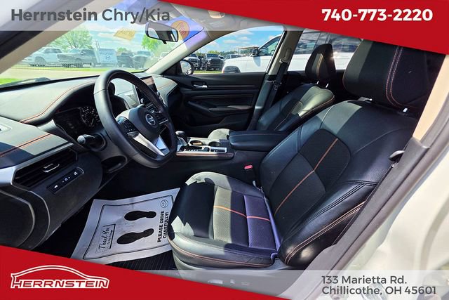 2022 Nissan Altima 2.5 SR