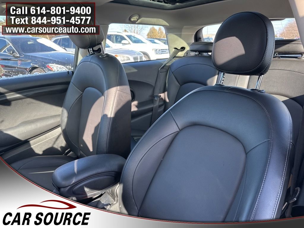 2017 MINI Cooper 2-Door Hardtop