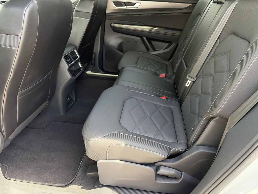 2024 Volkswagen Atlas Cross Sport SE