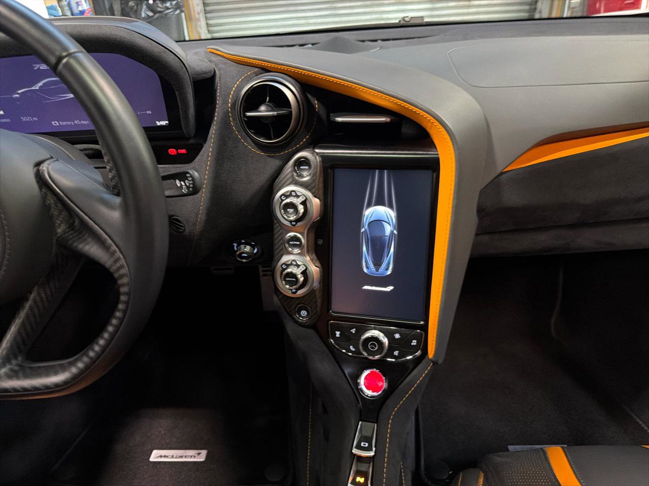 Used 2019 McLaren 720S Performance photo 23