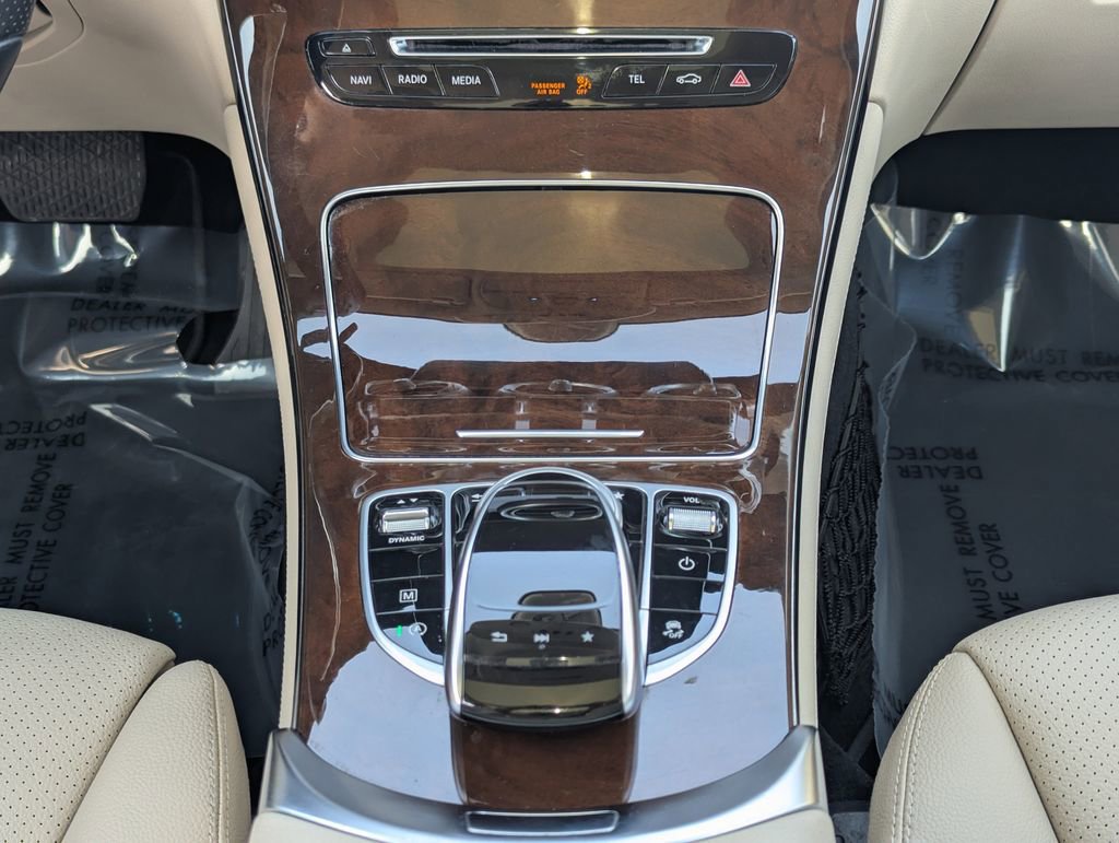 2017 Mercedes-Benz GLC 300