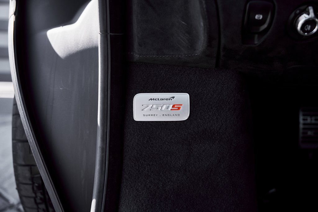 Used 2024 McLaren 750S photo 36
