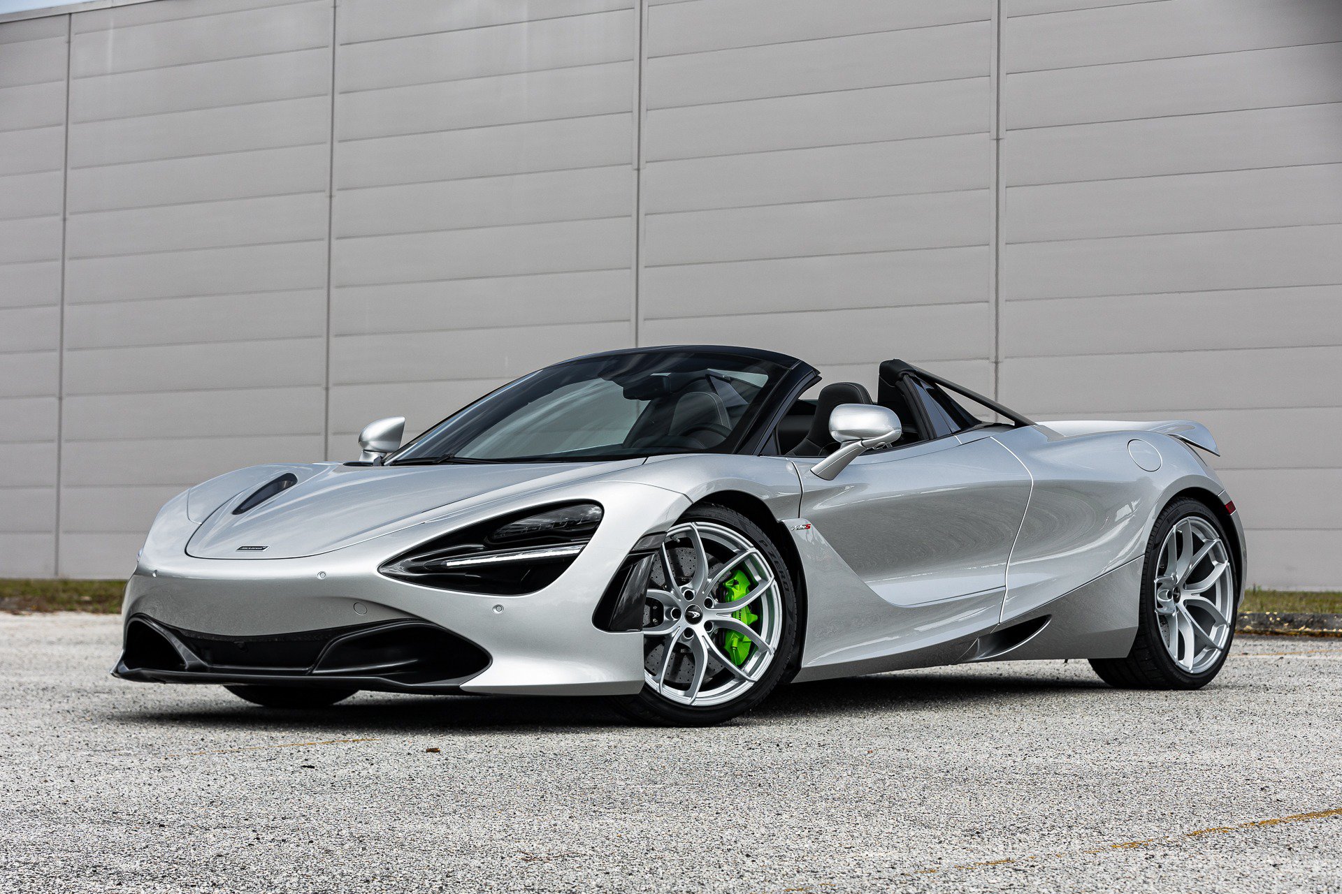 Used 2020 McLaren 720S Luxury photo 22