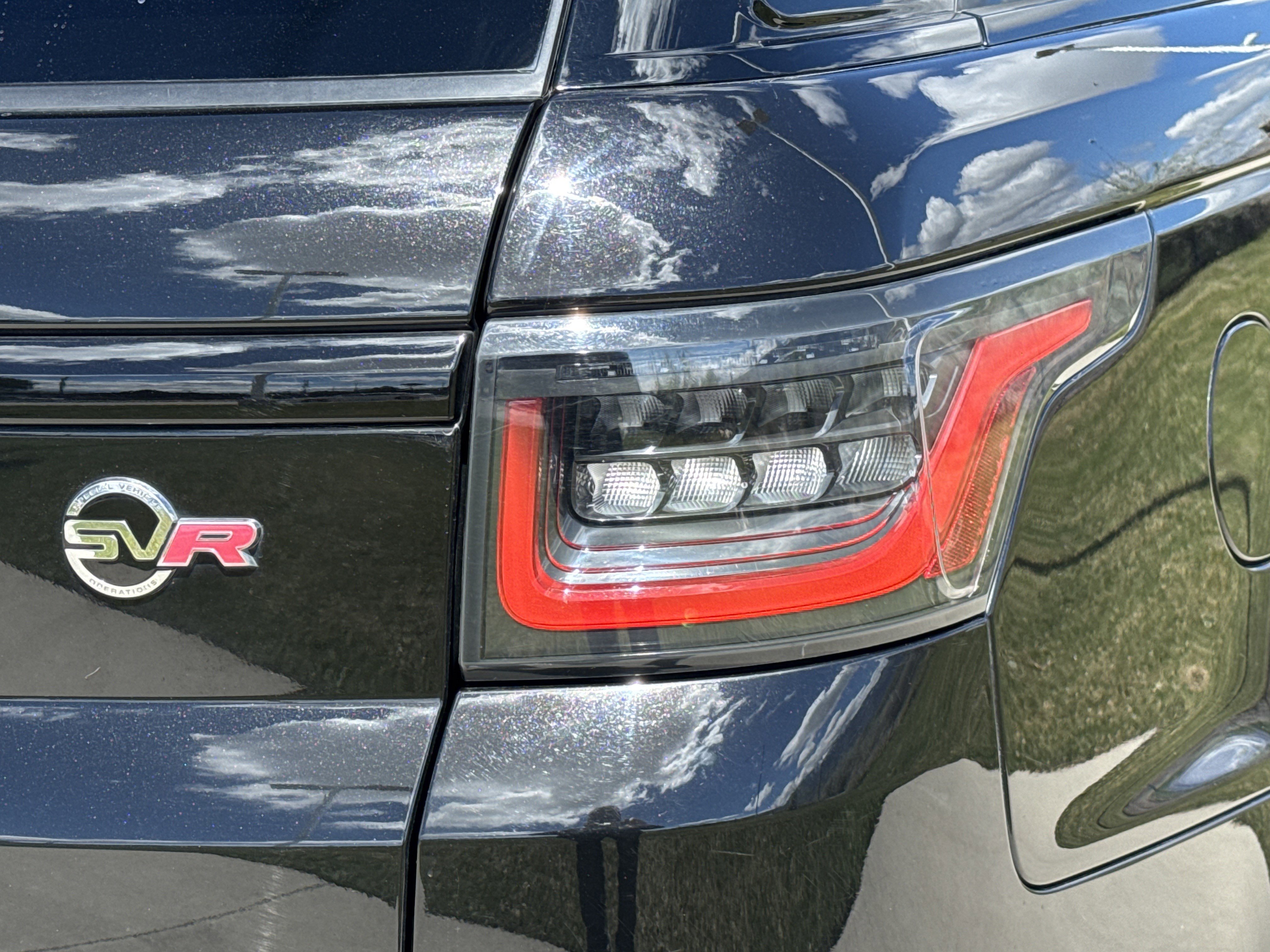 2021 Land Rover Range Rover Sport SVR