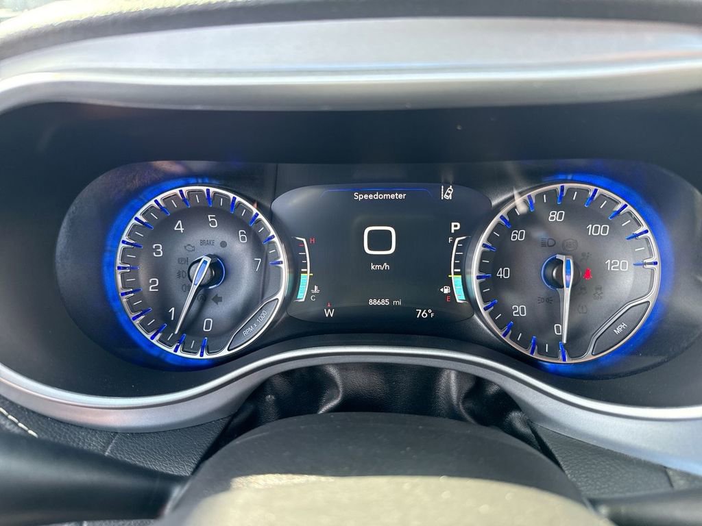 2022 Chrysler Pacifica Touring