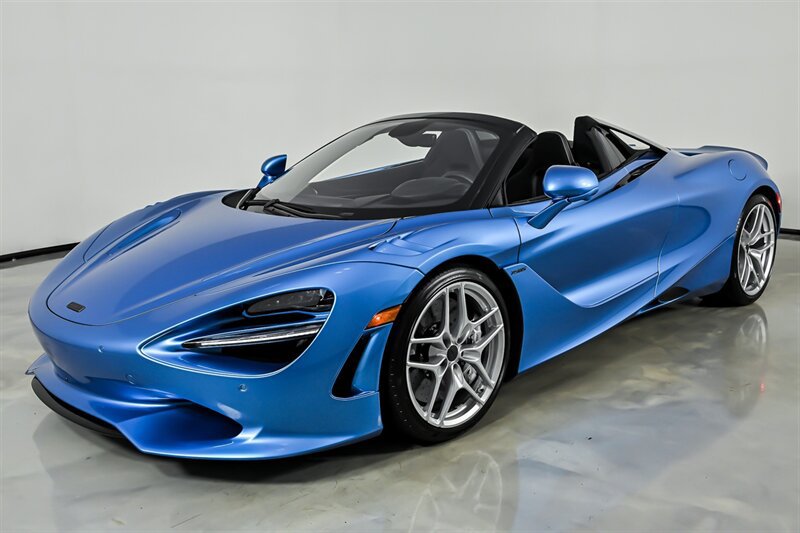 Used 2025 McLaren 750S Spider photo 5