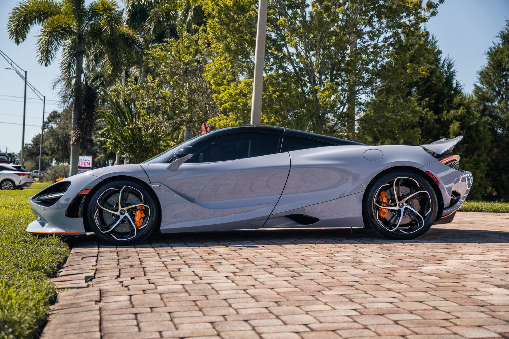 Used 2024 McLaren 750S 3