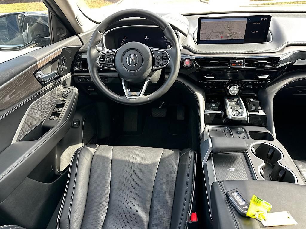 2023 Acura MDX SH-AWD w/ Advance Package