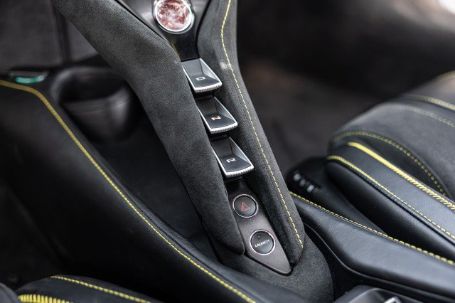 Used 2021 McLaren 720S Performance photo 48
