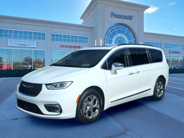 Used 2022 Chrysler Pacifica Limited