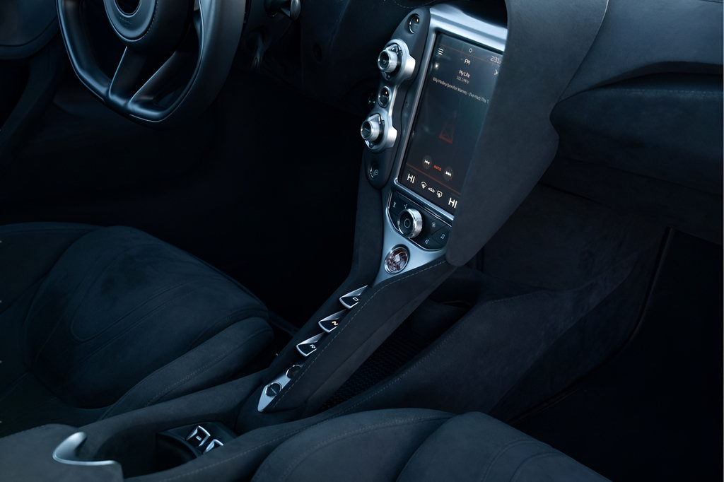 Used 2020 McLaren 720S Spider photo 48