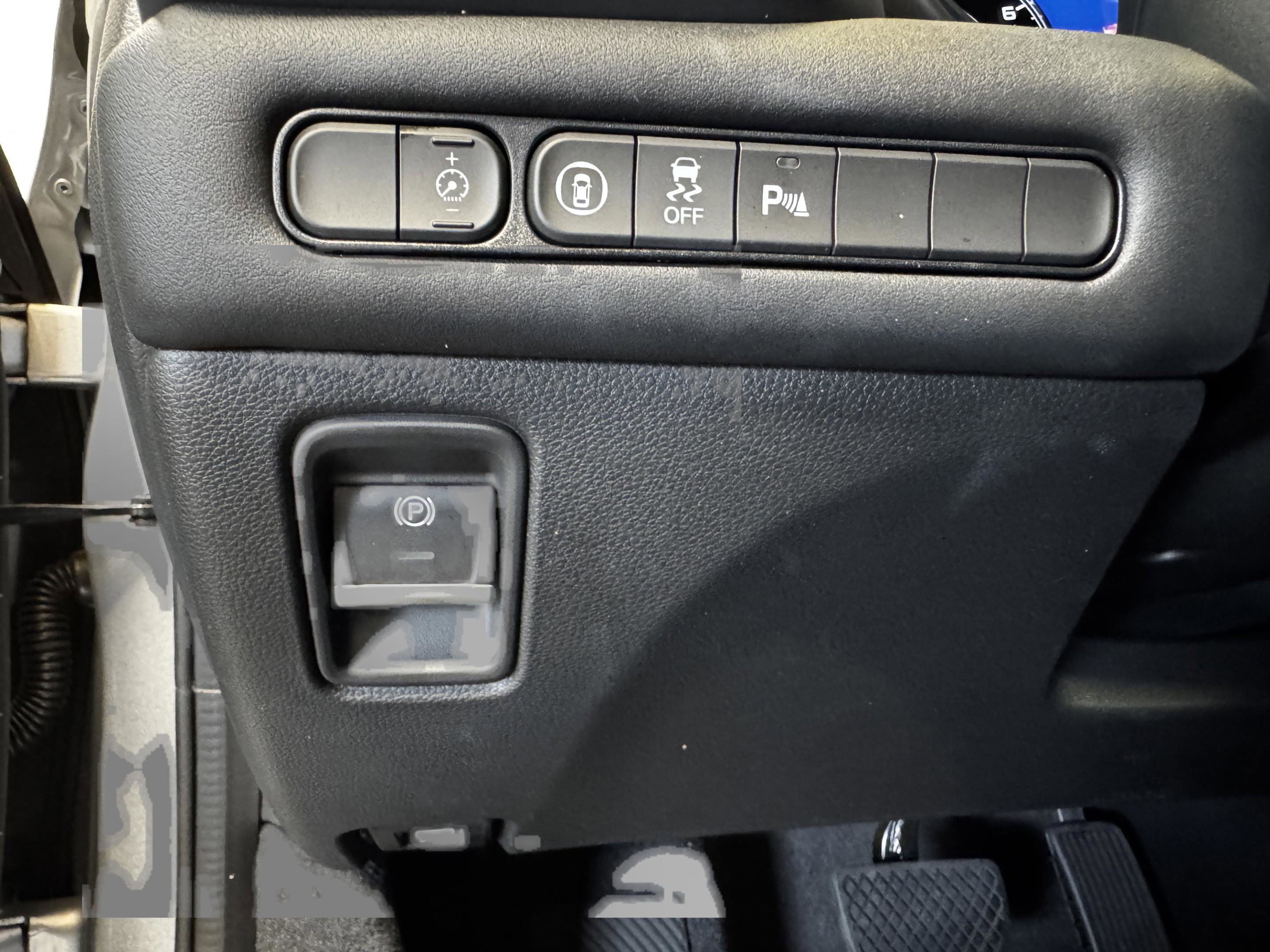 2023 Acura TLX w/ Technology Package