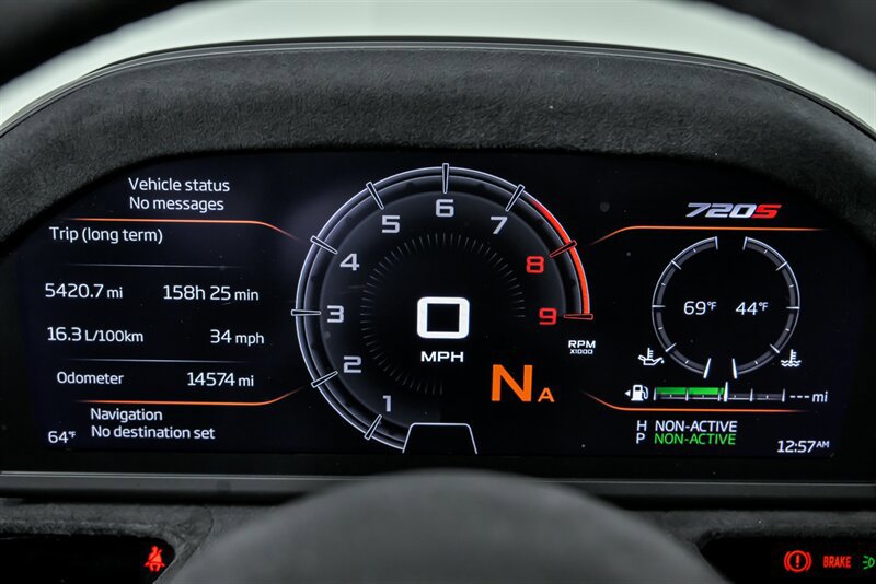 Used 2019 McLaren 720S Performance photo 30