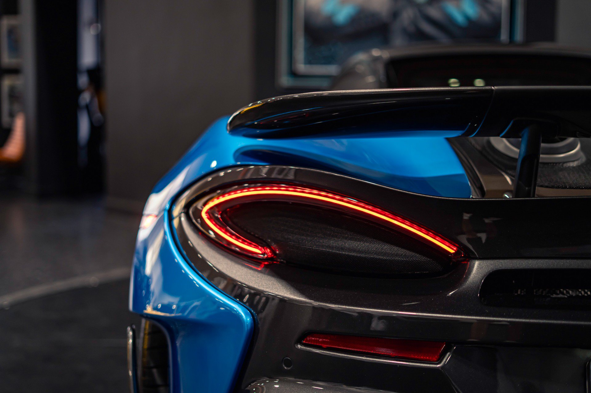 Used 2020 McLaren 600LT Spider photo 6