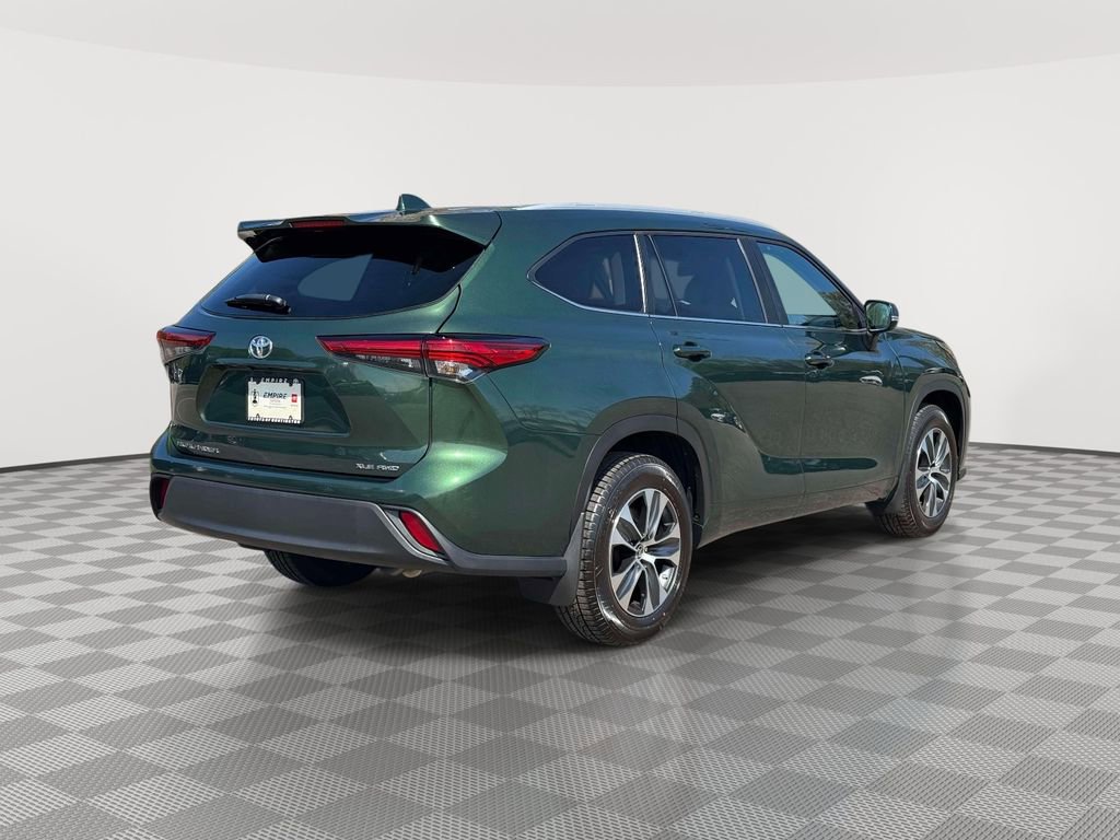2023 Toyota Highlander XLE