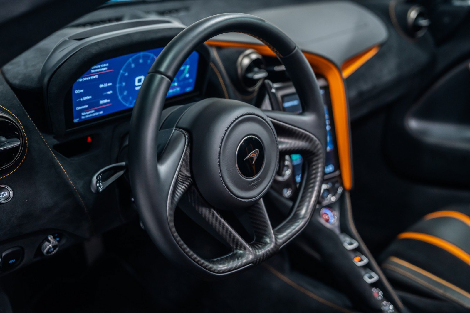 Used 2022 McLaren 720S Performance photo 17