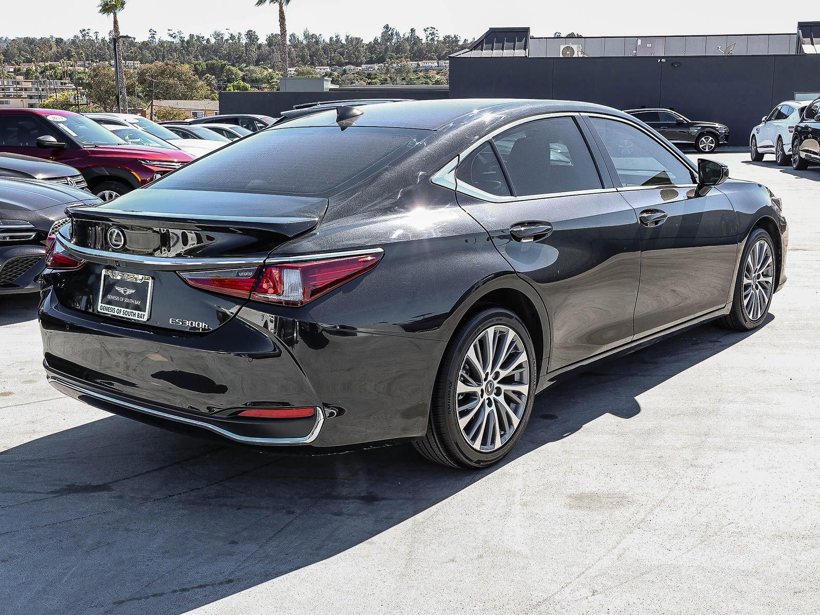 2025 Lexus ES 300h