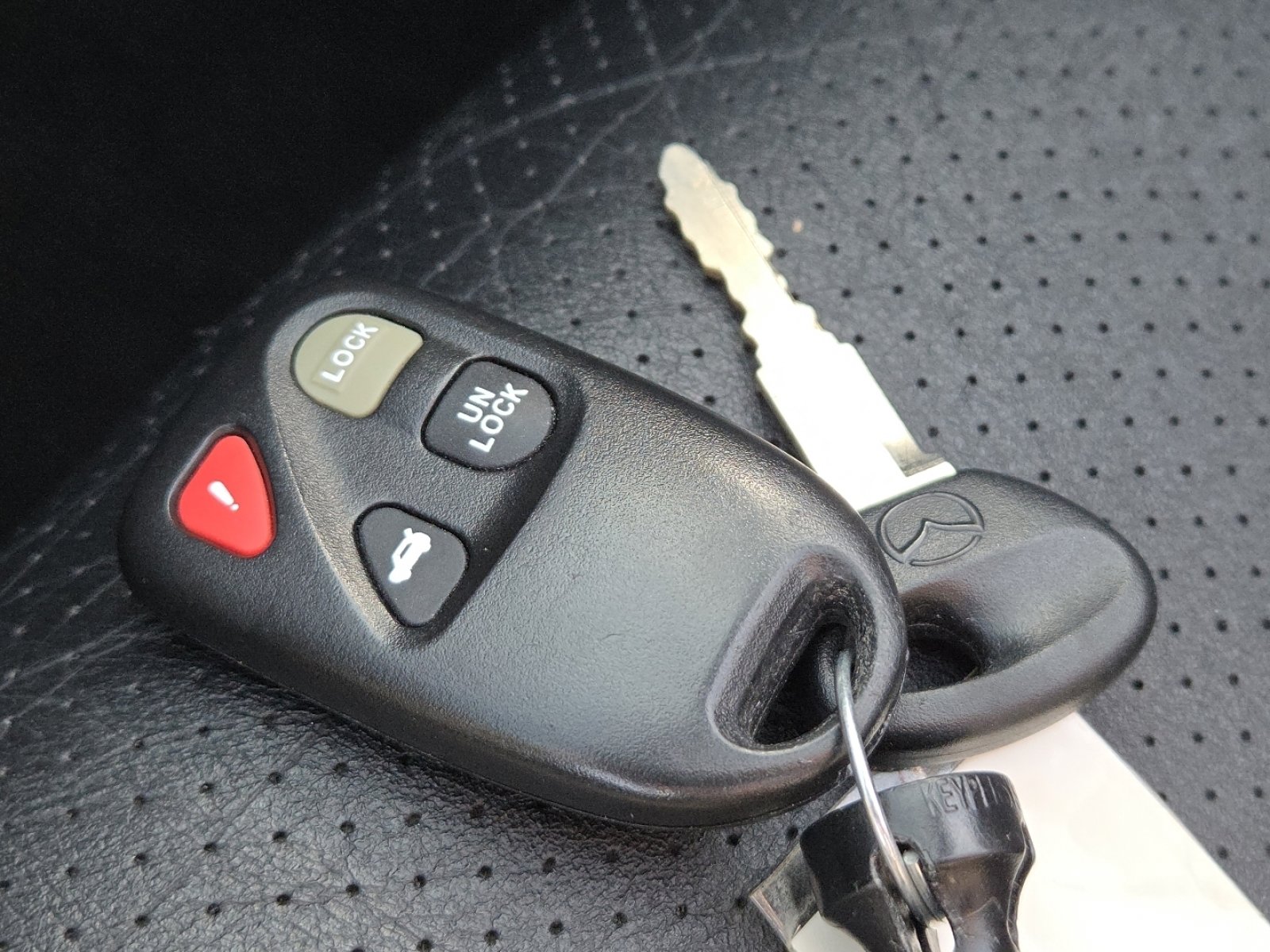 2003 MAZDA MX-5 Miata